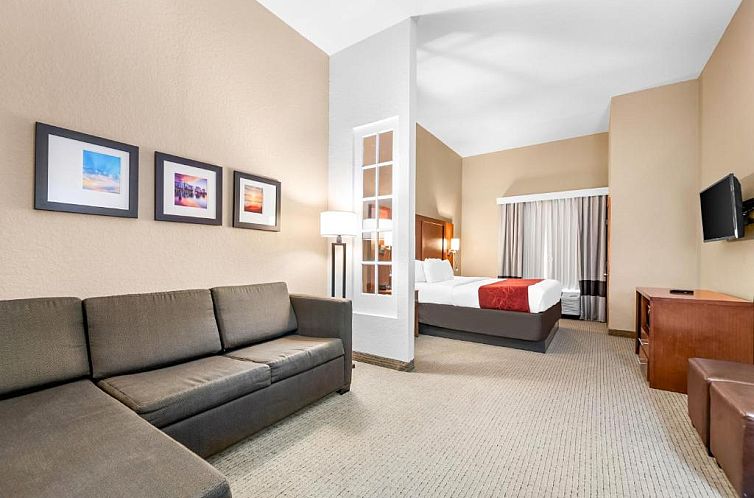 Comfort Suites Orlando Airport