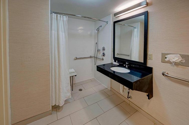 Fairfield Inn and Suites by Marriott Orlando Near Universal 