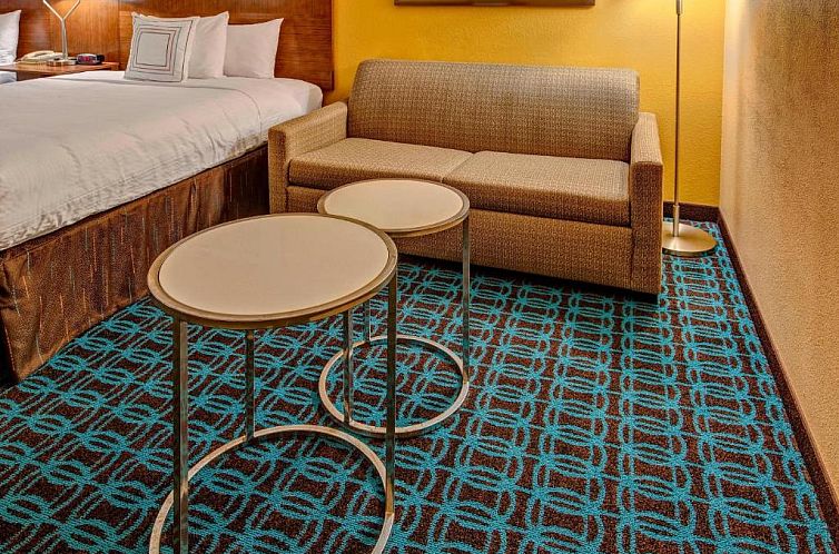 Fairfield Inn and Suites by Marriott Orlando Near Universal 