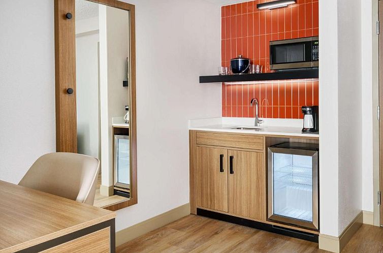 Hyatt Place across from Universal Orlando Resort