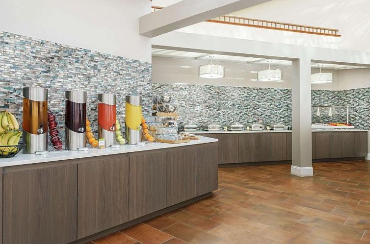 DoubleTree by Hilton Orlando Airport Hotel