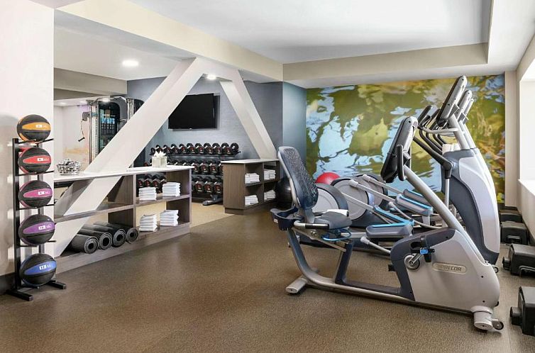 DoubleTree by Hilton Orlando Airport Hotel