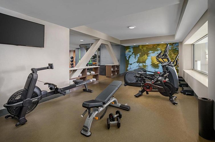 DoubleTree by Hilton Orlando Airport Hotel
