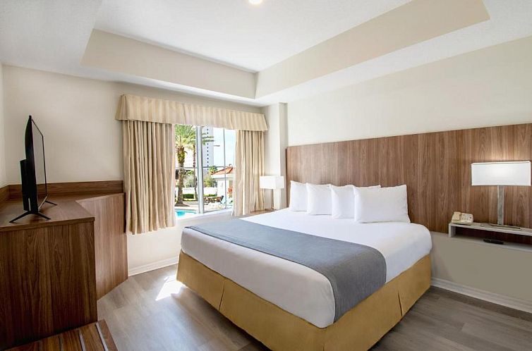 The Point Hotel & Suites Universal