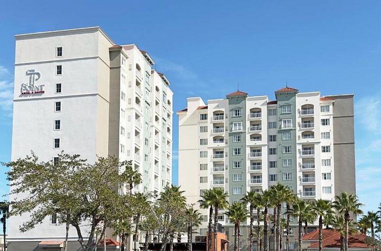 The Point Hotel & Suites Universal