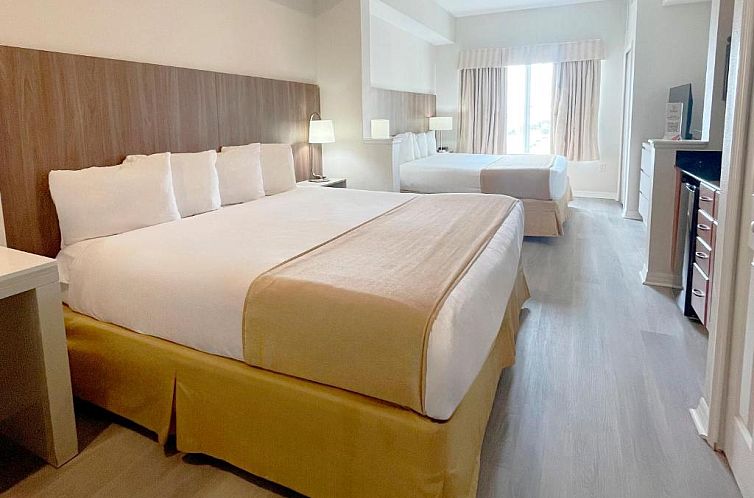 The Point Hotel & Suites Universal