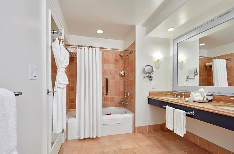 Universal's Loews Portofino Bay Hotel