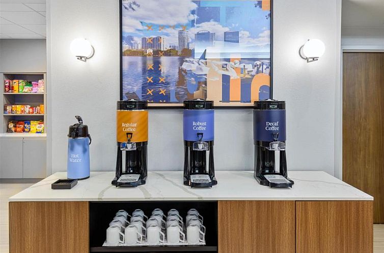 Homewood Suites by Hilton Orlando-UCF Area