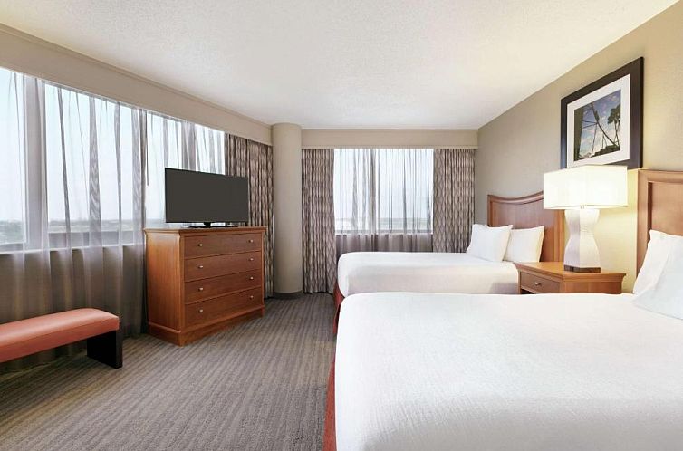 Embassy Suites by Hilton Orlando International Drive ICON Pa