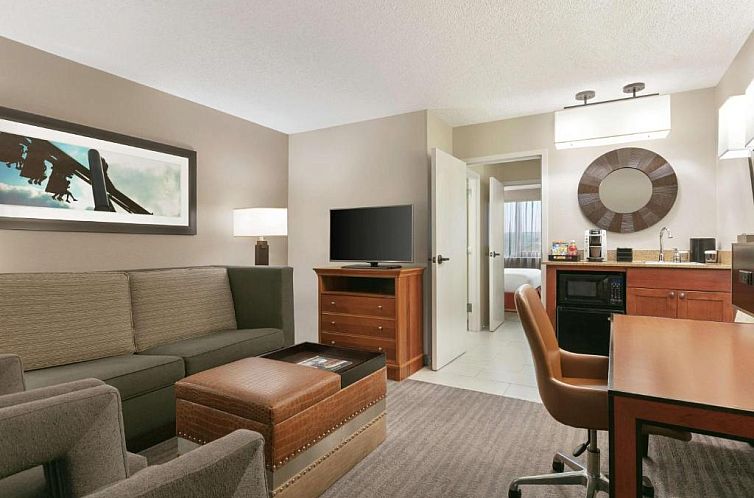Embassy Suites by Hilton Orlando International Drive ICON Pa