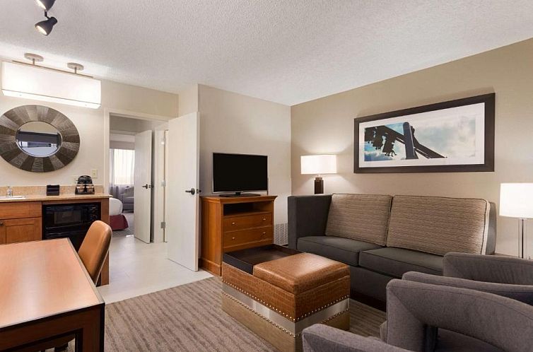 Embassy Suites by Hilton Orlando International Drive ICON Pa