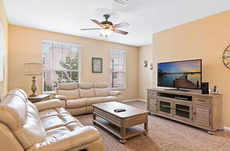 Orlando Resort Rentals at Universal Boulevard