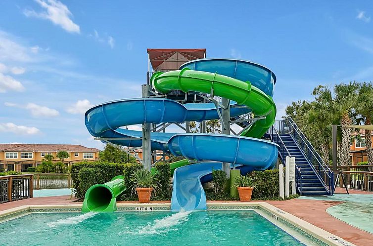 CLC Regal Oaks Resort Vacation Townhomes