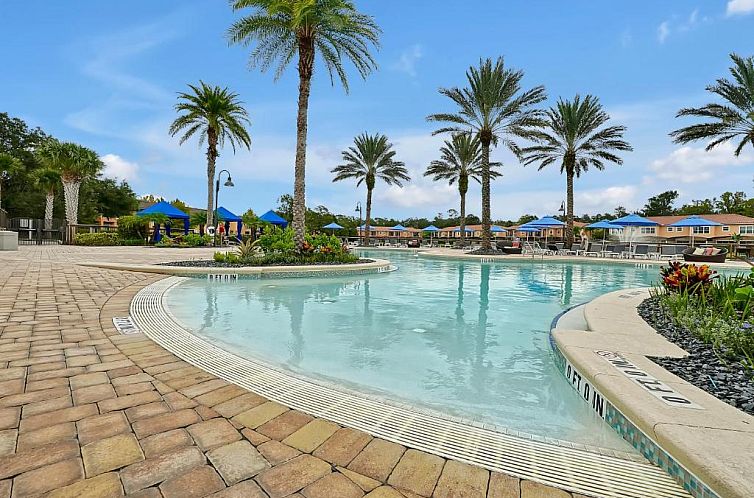 CLC Regal Oaks Resort Vacation Townhomes