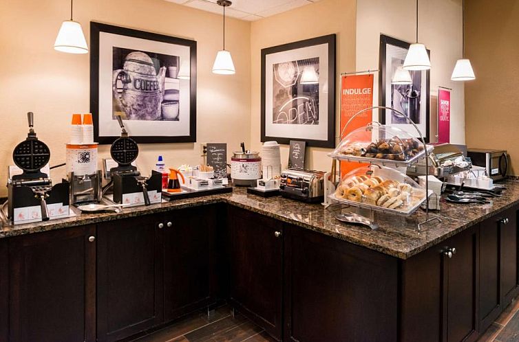 Hampton Inn & Suites Orlando-East UCF