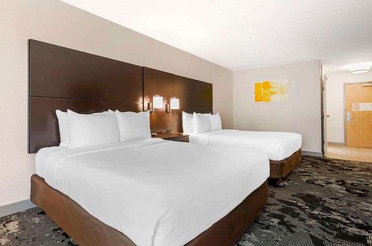 Comfort Inn & Suites Near Universal Orlando Resort-Conventio