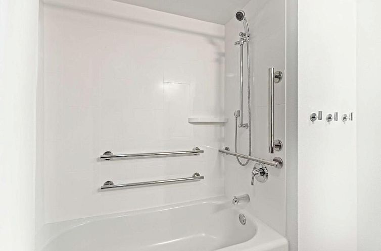 Hampton Inn & Suites Orlando International Drive North