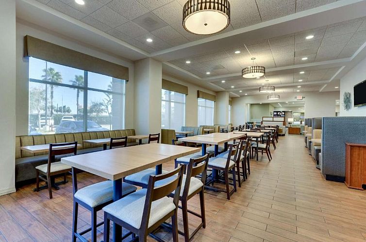 Drury Inn & Suites Orlando near Universal Orlando Resort