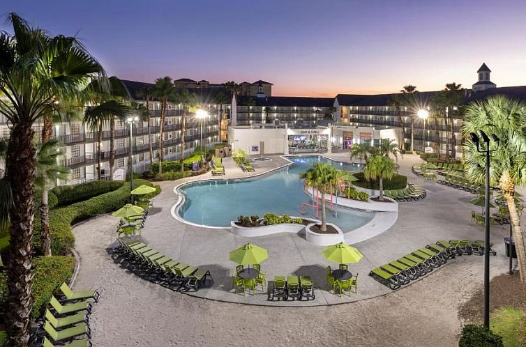 Avanti International Resort