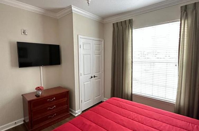 Gone 2 Florida Vacation Homes