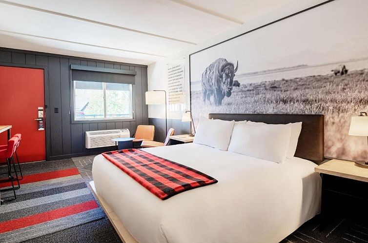 Mountain Modern Motel