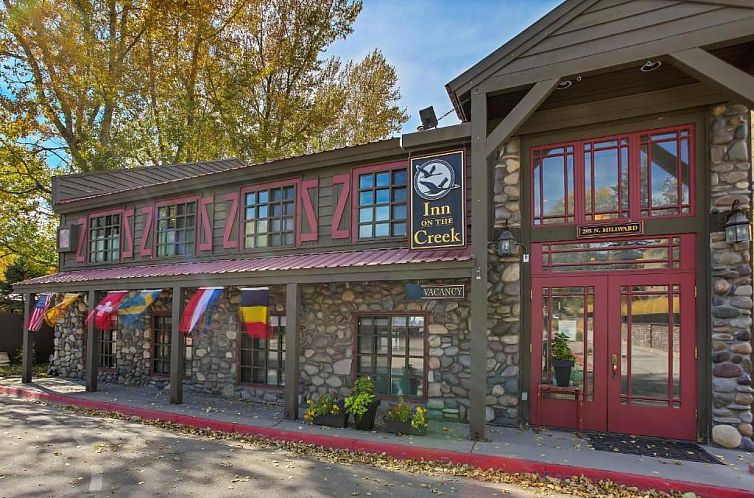 Guest house 0525816 - Apartment Rocky Mountains - Inn on The Creek