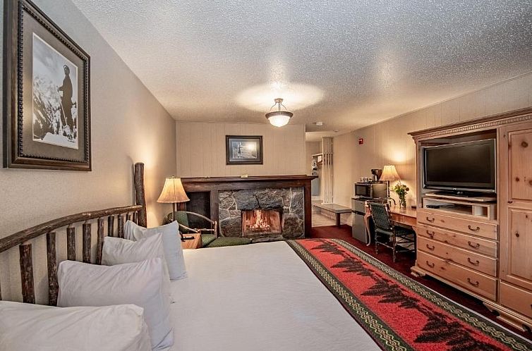 Antler Inn