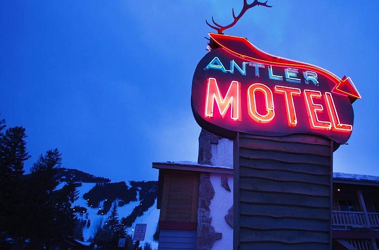 Antler Inn