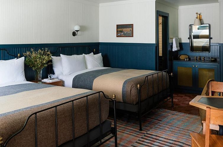 Anvil Hotel