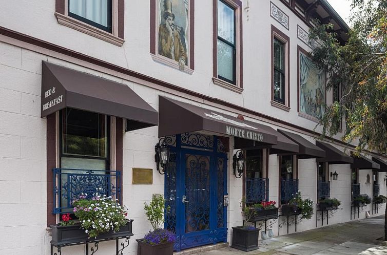 Monte Cristo Bed and Breakfast