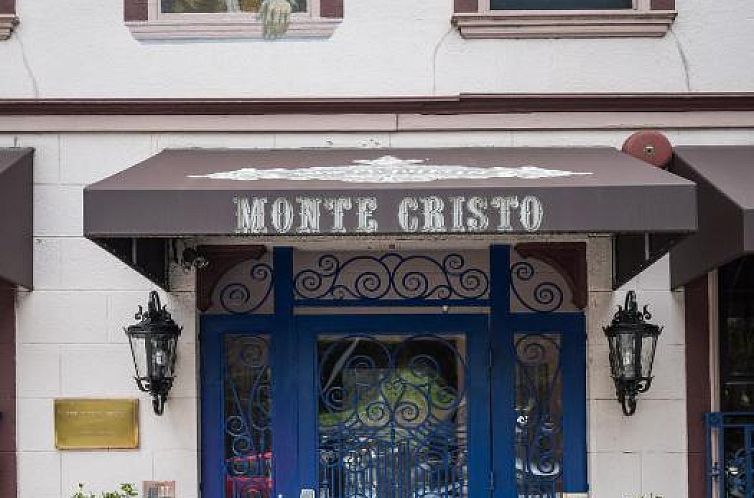 Monte Cristo Bed and Breakfast