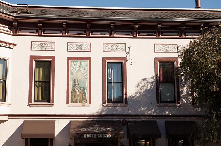 Monte Cristo Bed and Breakfast