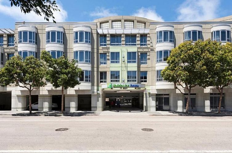 Holiday Inn Express Hotel & Suites Fisherman's Wharf, an IHG