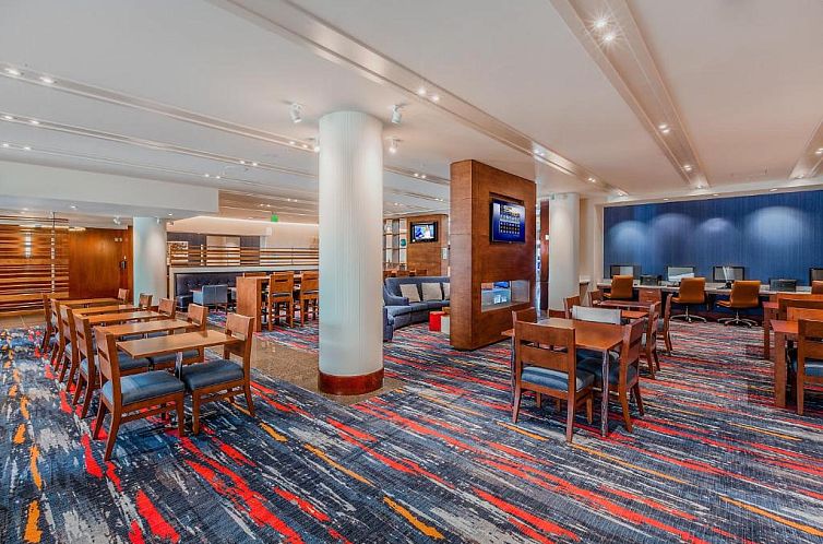 Holiday Inn Express Hotel & Suites Fisherman's Wharf, an IHG