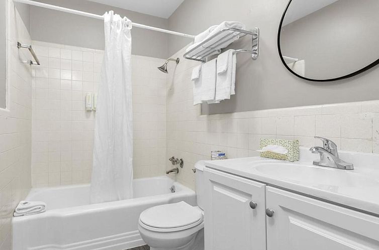 Rodeway Inn & Suites Ocean Beach