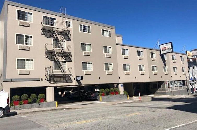 Inn on Broadway
