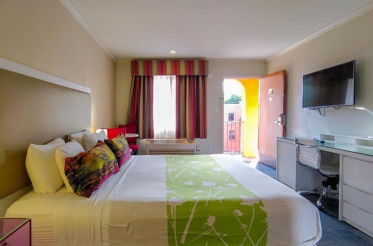 Inn at Golden Gate