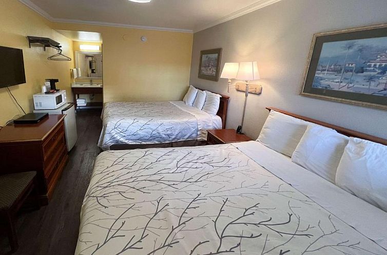 Van Ness Inn
