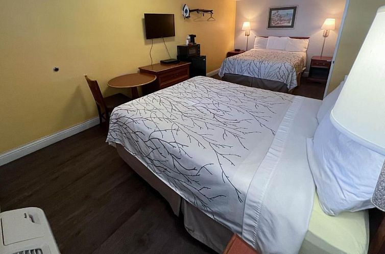 Van Ness Inn