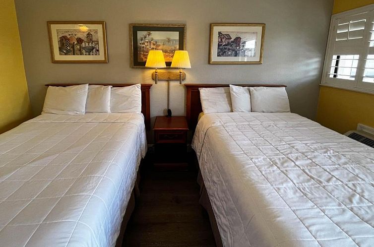 Van Ness Inn