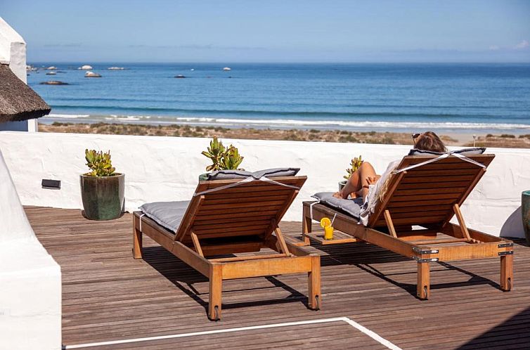 Abalone Hotel & Villa's