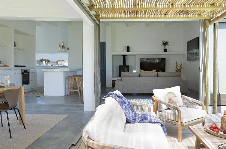 The Cottage Collection Paternoster