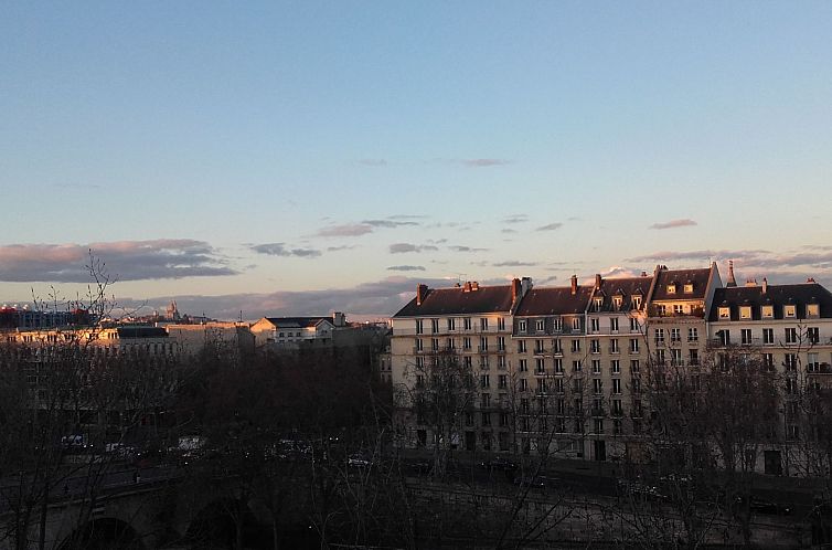 Appartement Schöner romantischer Blick auf die Seine