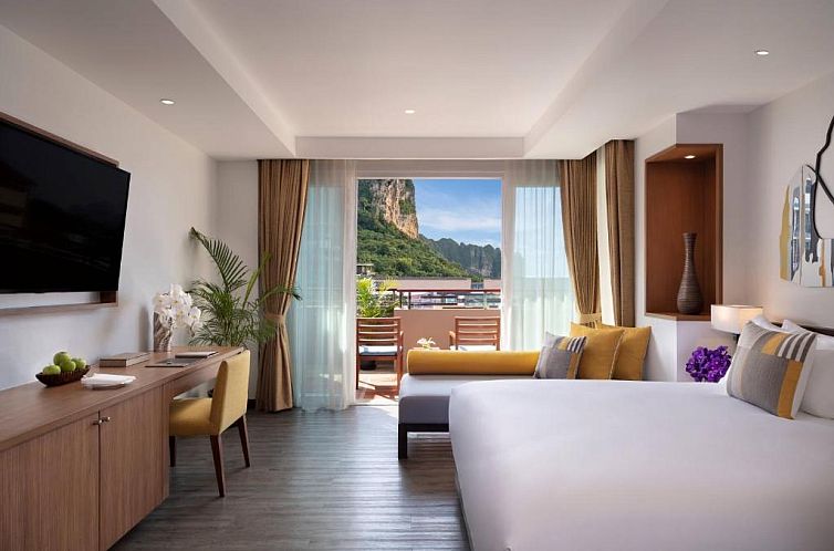 Avani Ao Nang Cliff Krabi Resort - SHA Extra Plus