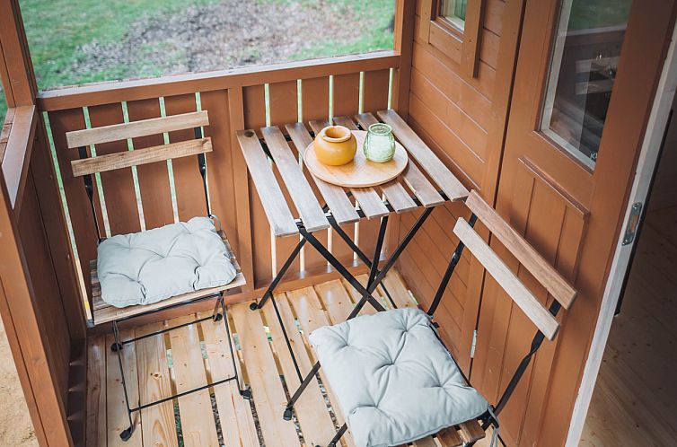 Pipowagen met terras