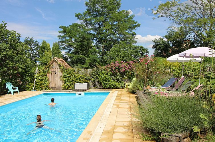 Vakantiehuis Komfort, Ruhe, privater Pool, EV-Ladestation