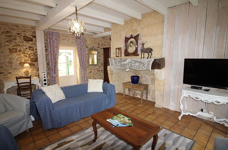 Vakantiehuis Komfort, Ruhe, privater Pool, EV-Ladestation