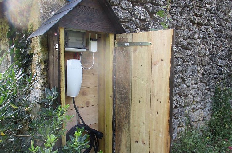 Vakantiehuis Komfort, Ruhe, privater Pool, EV-Ladestation