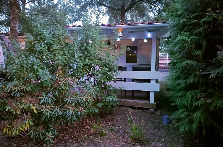 Vakantiehuis Chalet B10 Yemanisi in der Dordogne