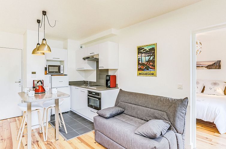 Guest house 0543104 - Apartment Aquitaine - Appartement la Pergola